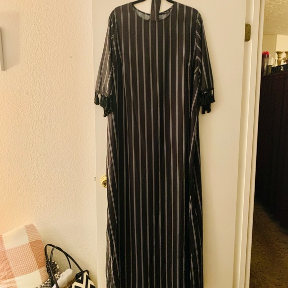 Striped with Tassle Sleeves Dress - Picture 5 of 5